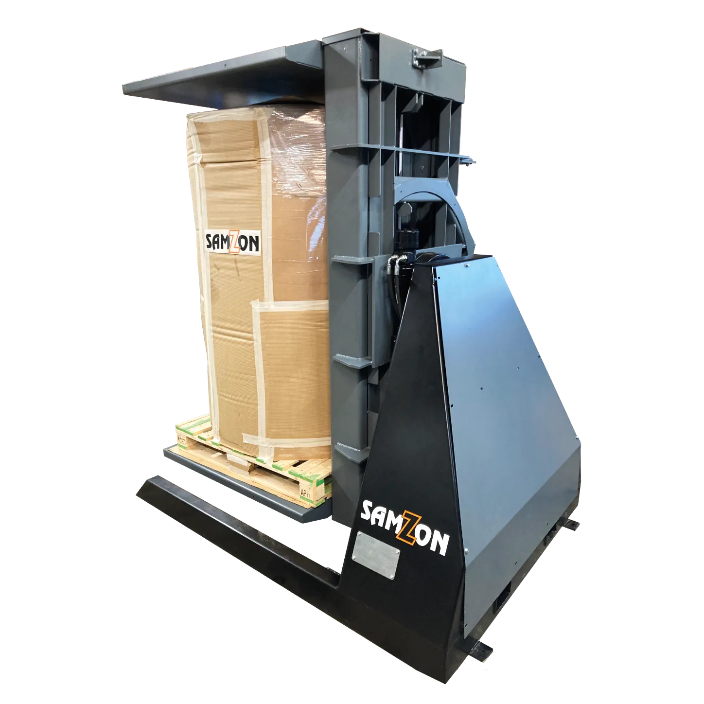 Samzon pallet inverter with load clamped between the pressure plates